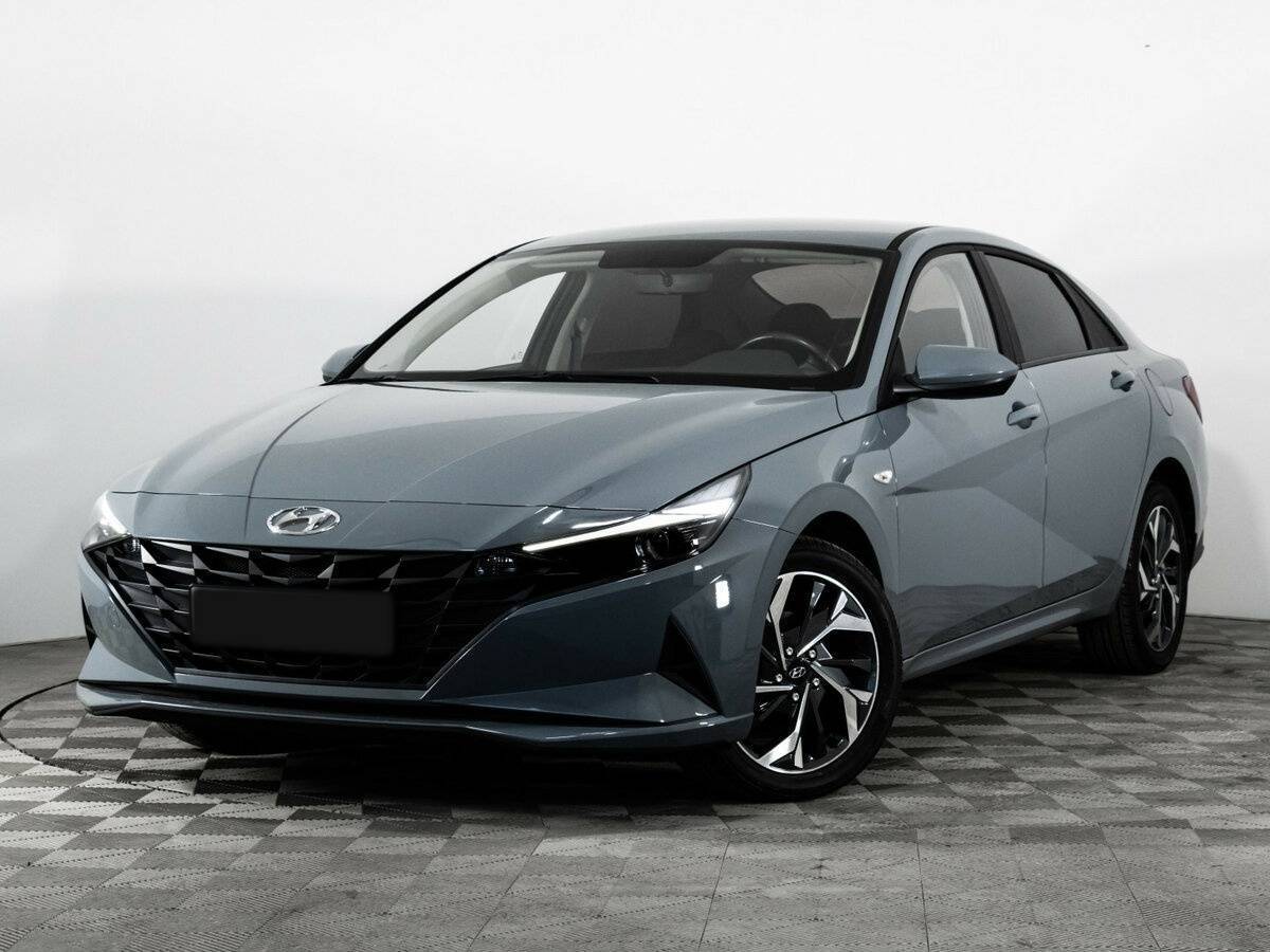 Hyundai Elantra с пробегом — 2021 год. Посмотреть фото