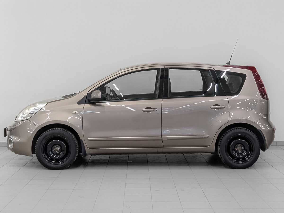 Nissan Note с пробегом — 2013 год. Фото: #7