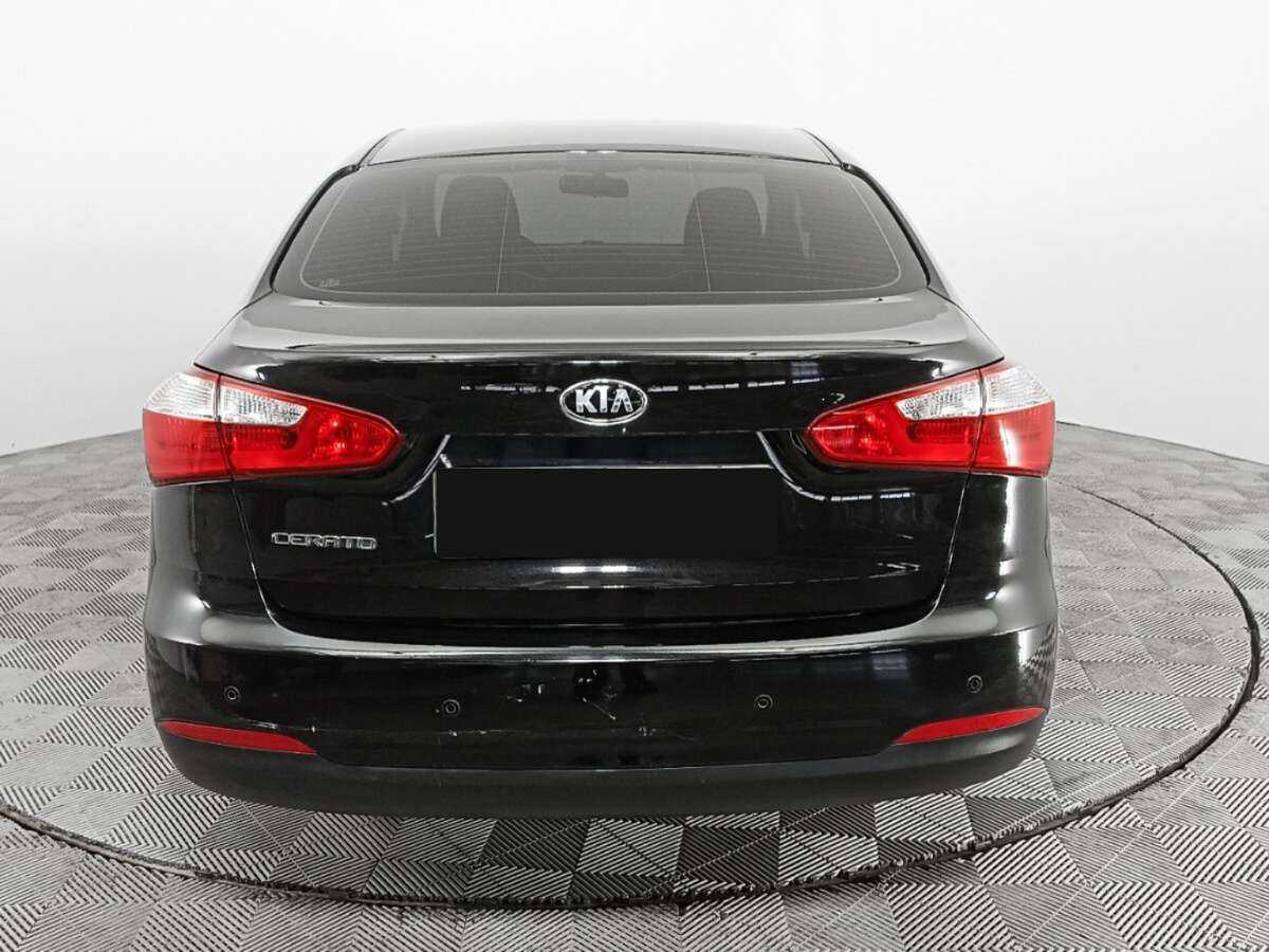 Kia Cerato с пробегом — 2013 год. Фото: #5