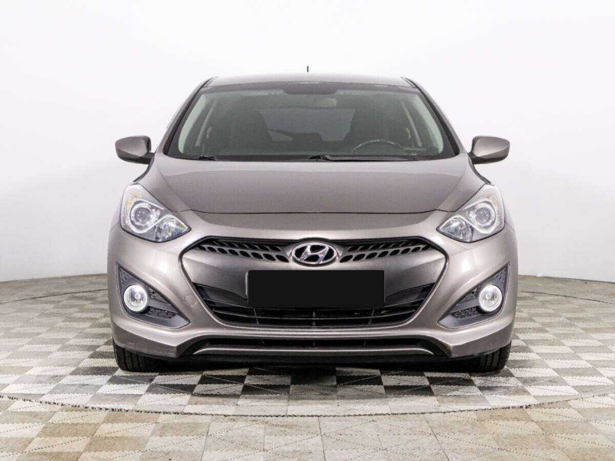 Hyundai i30 с пробегом — 2013 год. Фото: #1