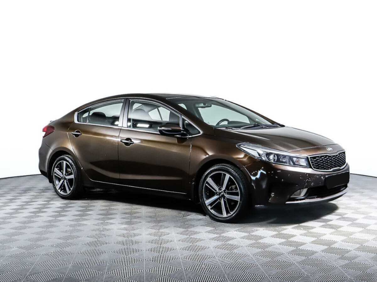Kia Cerato с пробегом — 2017 год. Фото: #2