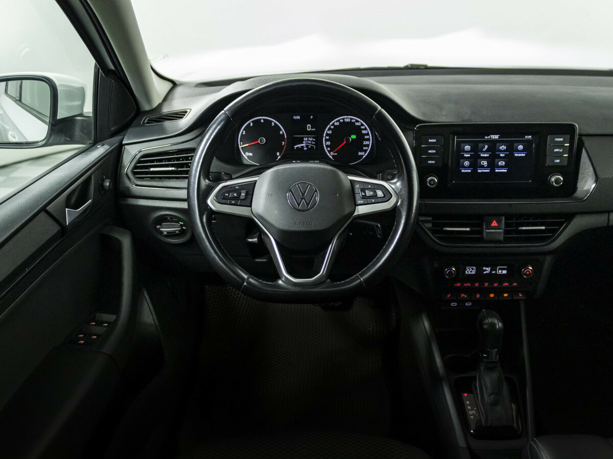 Volkswagen Polo с пробегом — 2020 год. Фото: #8