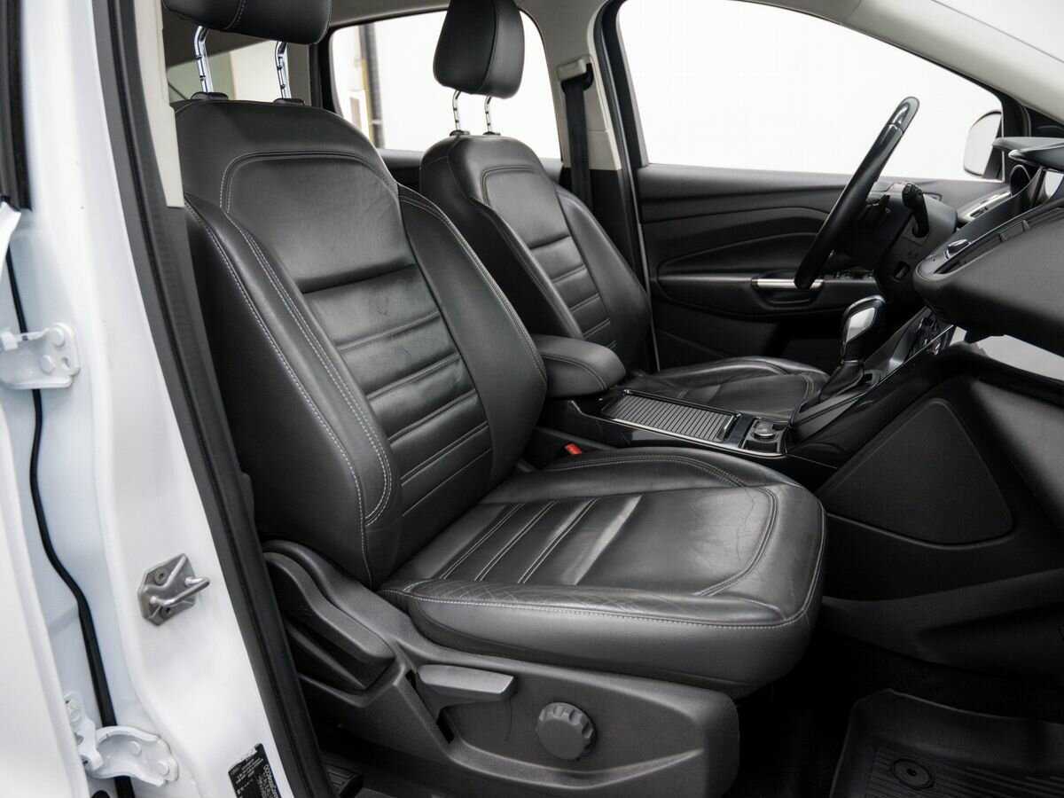 Ford Kuga с пробегом — 2016 год. Фото: #7