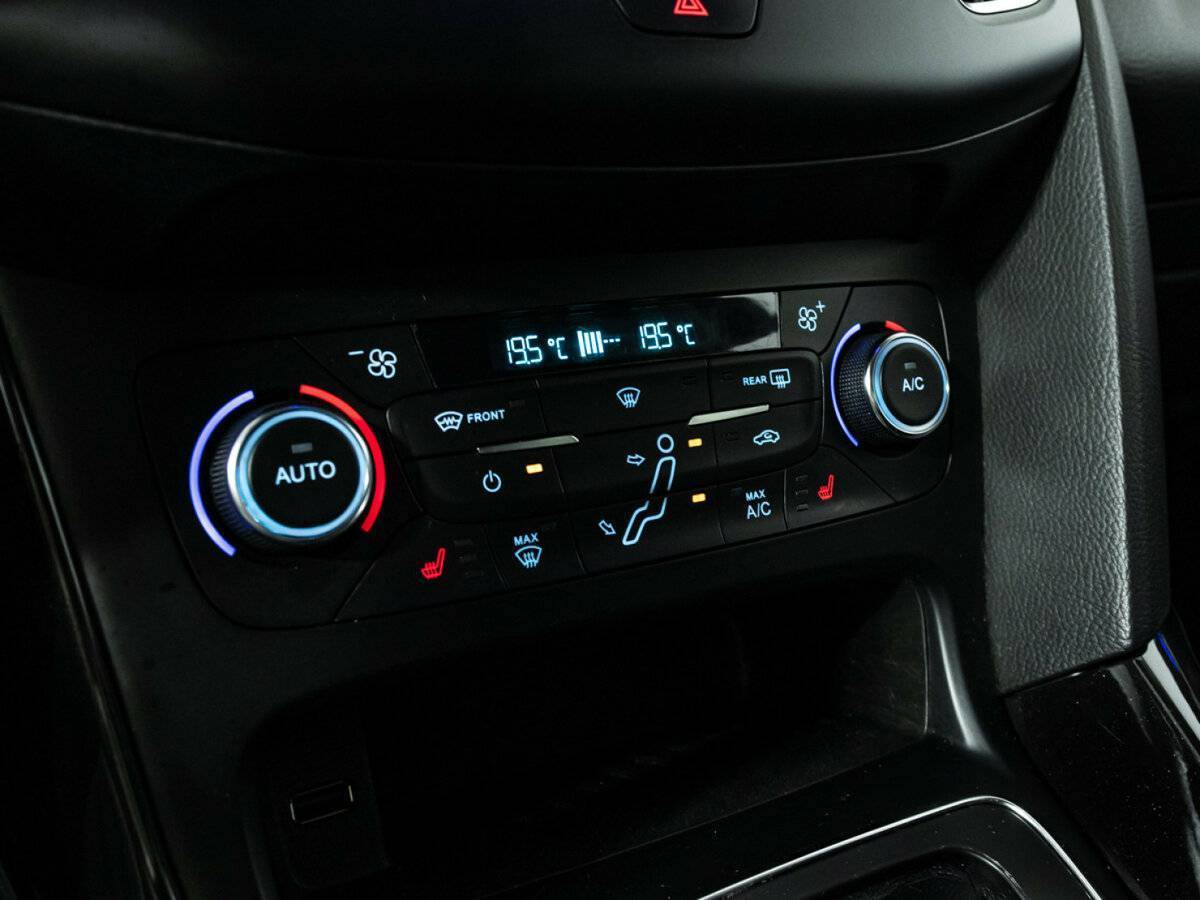 Ford Focus с пробегом — 2017 год. Фото: #14