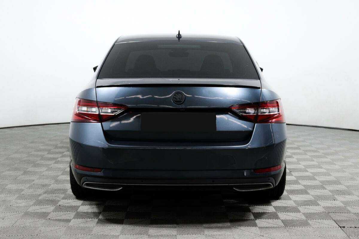 Skoda Superb с пробегом — 2017 год. Фото: #5