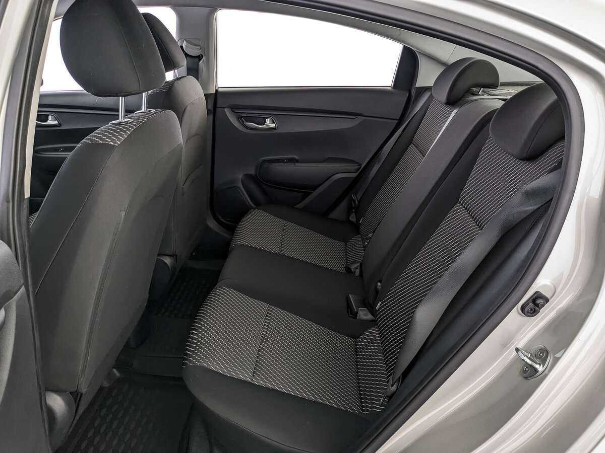 Kia Rio с пробегом — 2019 год. Фото: #12