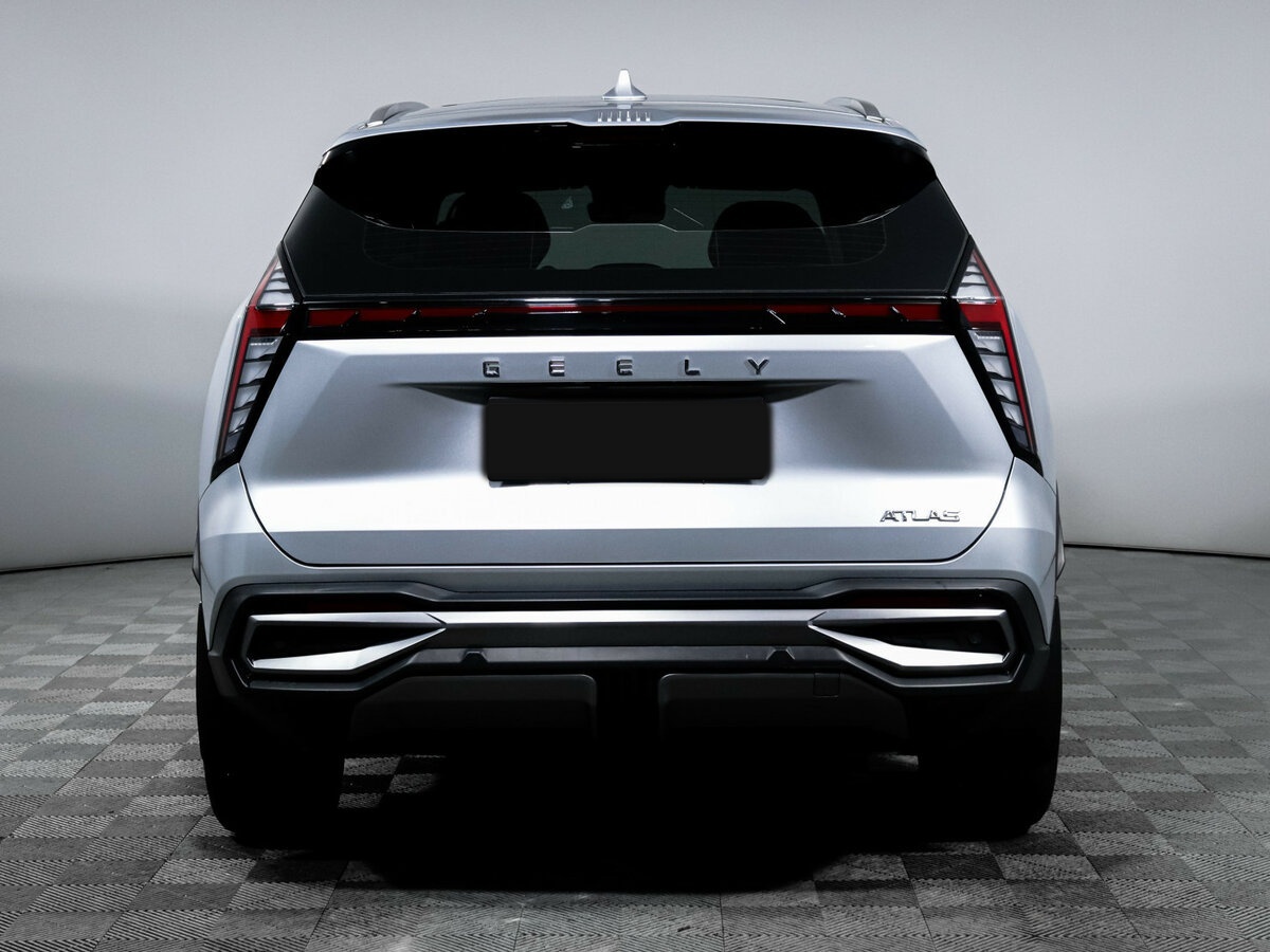 Geely Atlas с пробегом — 2023 год. Фото: #5