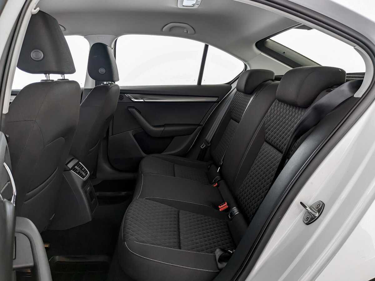 Skoda Octavia с пробегом — 2017 год. Фото: #9