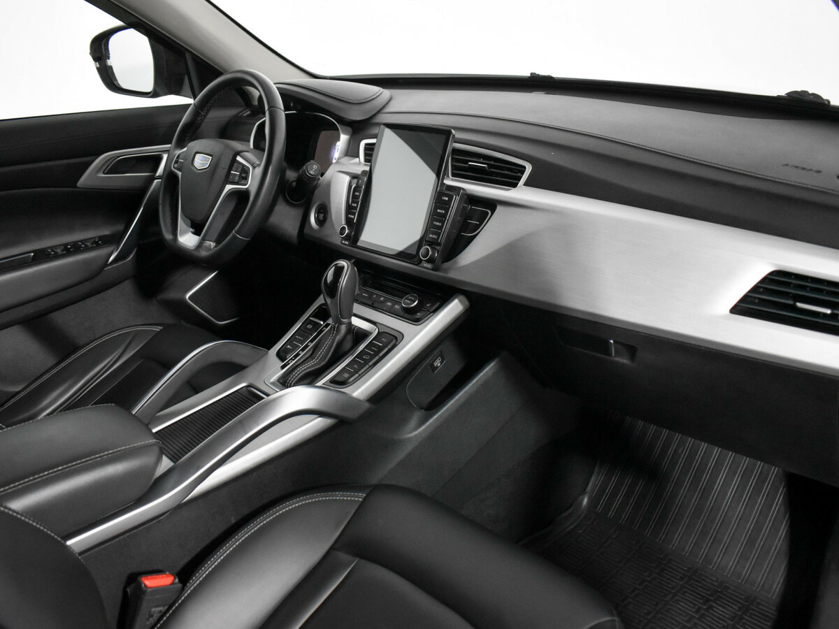 Geely Atlas с пробегом — 2019 год. Фото: #12