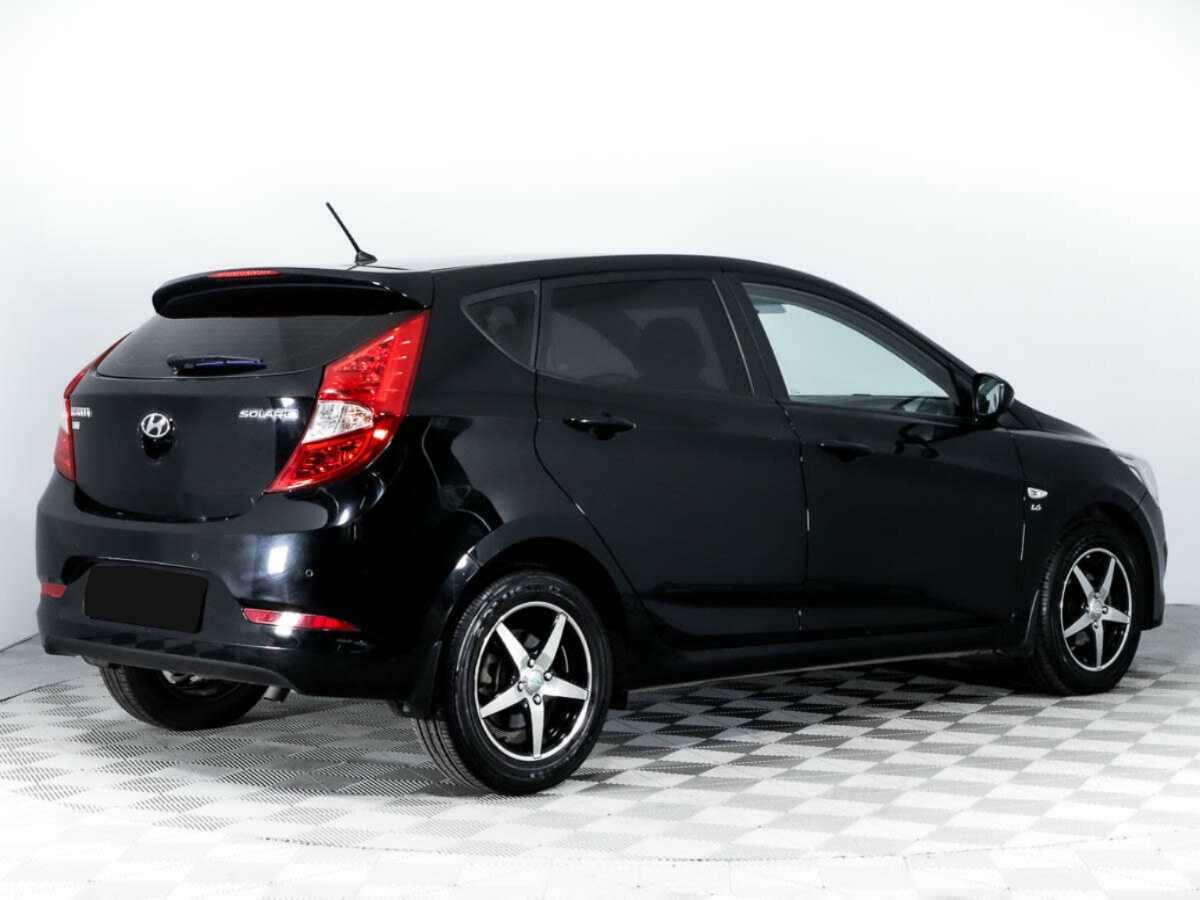 Hyundai Solaris с пробегом — 2015 год. Фото: #4