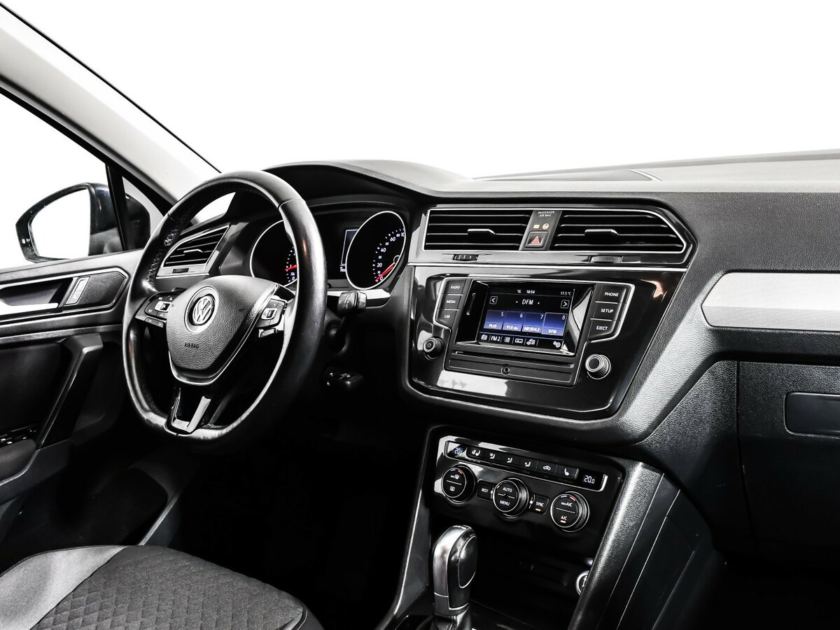 Volkswagen Tiguan с пробегом — 2017 год. Фото: #6