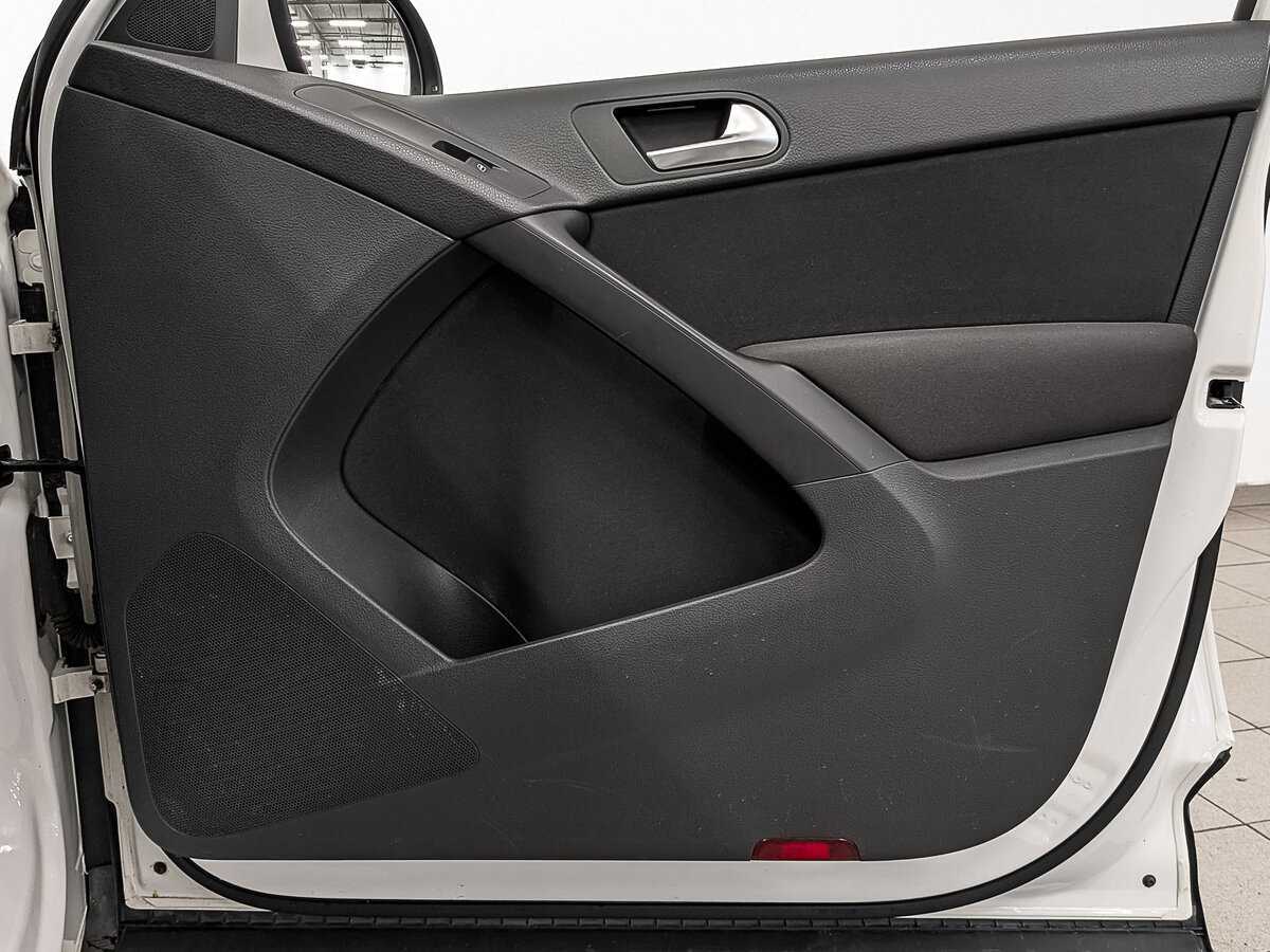 Volkswagen Tiguan с пробегом — 2013 год. Фото: #22