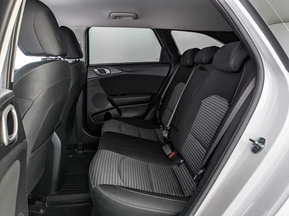 Kia Ceed с пробегом — 2022 год. Фото: #13