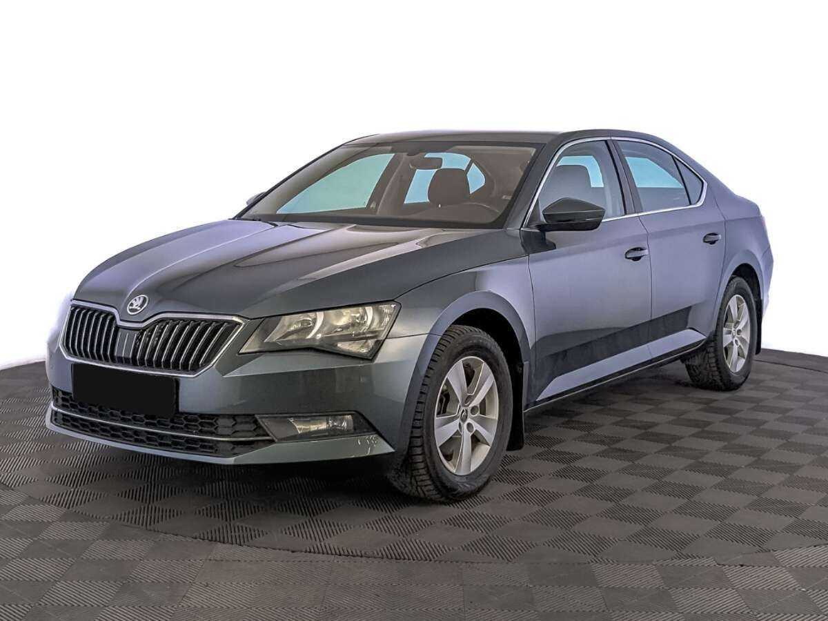 Skoda Superb с пробегом — 2019 год. Фото: #0