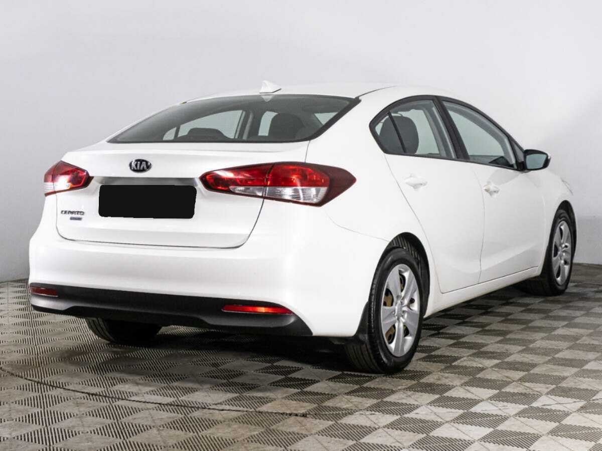 Kia Cerato с пробегом — 2017 год. Фото: #4