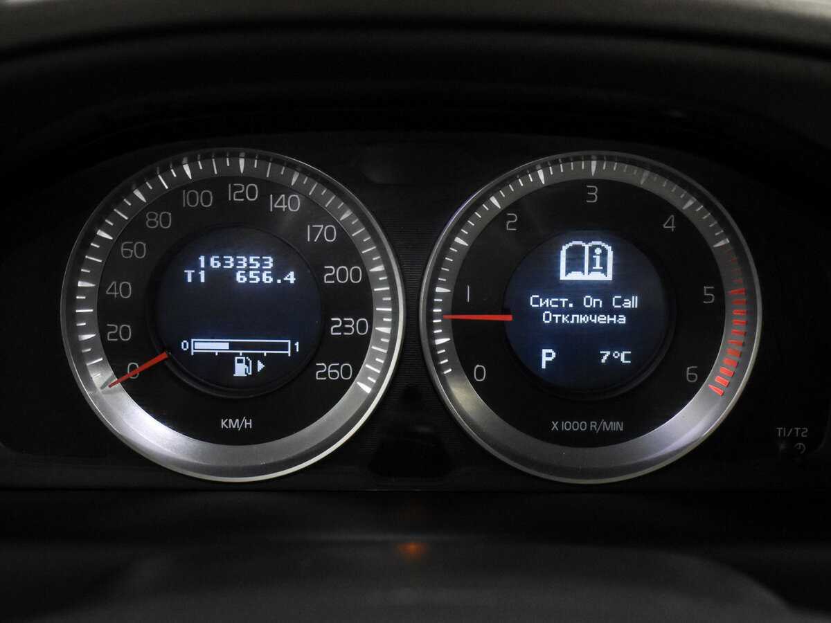 Volvo XC60 с пробегом — 2012 год. Фото: #18