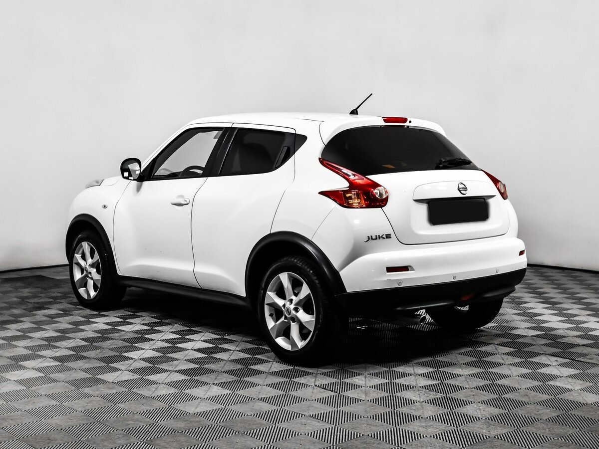 Nissan Juke с пробегом — 2012 год. Фото: #6