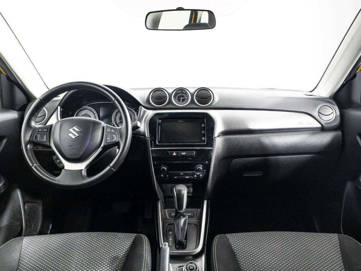 Suzuki Vitara с пробегом — 2019 год. Фото: #12