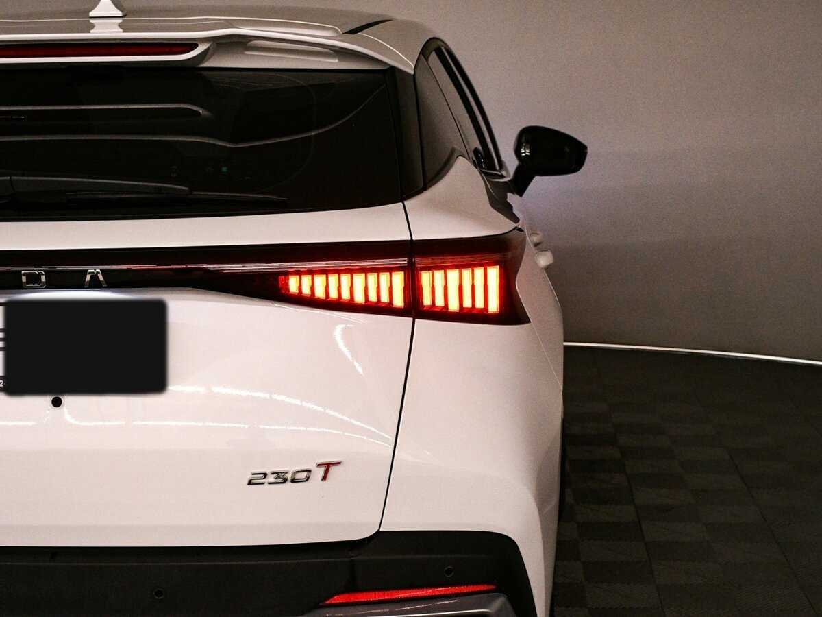 OMODA C5 с пробегом — 2024 год. Фото: #16