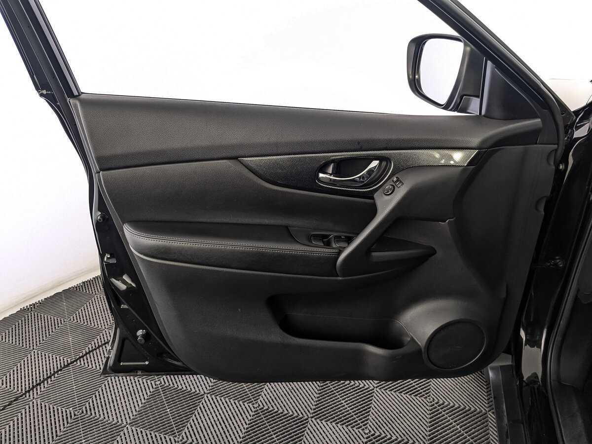 Nissan X-Trail с пробегом — 2017 год. Фото: #18