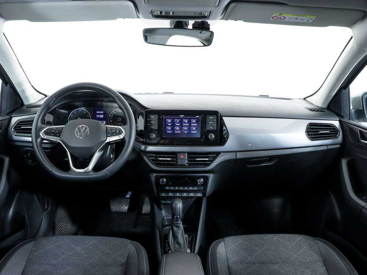 Volkswagen Polo с пробегом — 2022 год. Фото: #9