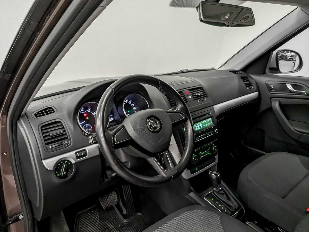 Skoda Yeti с пробегом — 2014 год. Фото: #15
