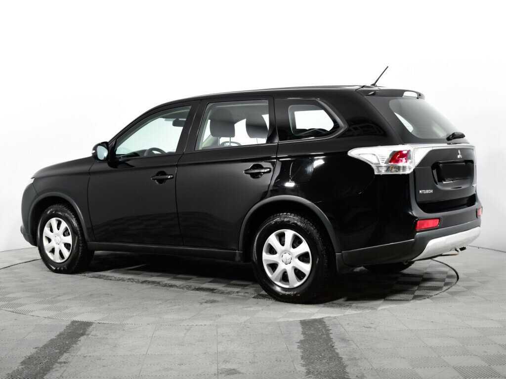 Mitsubishi Outlander с пробегом — 2014 год. Фото: #6