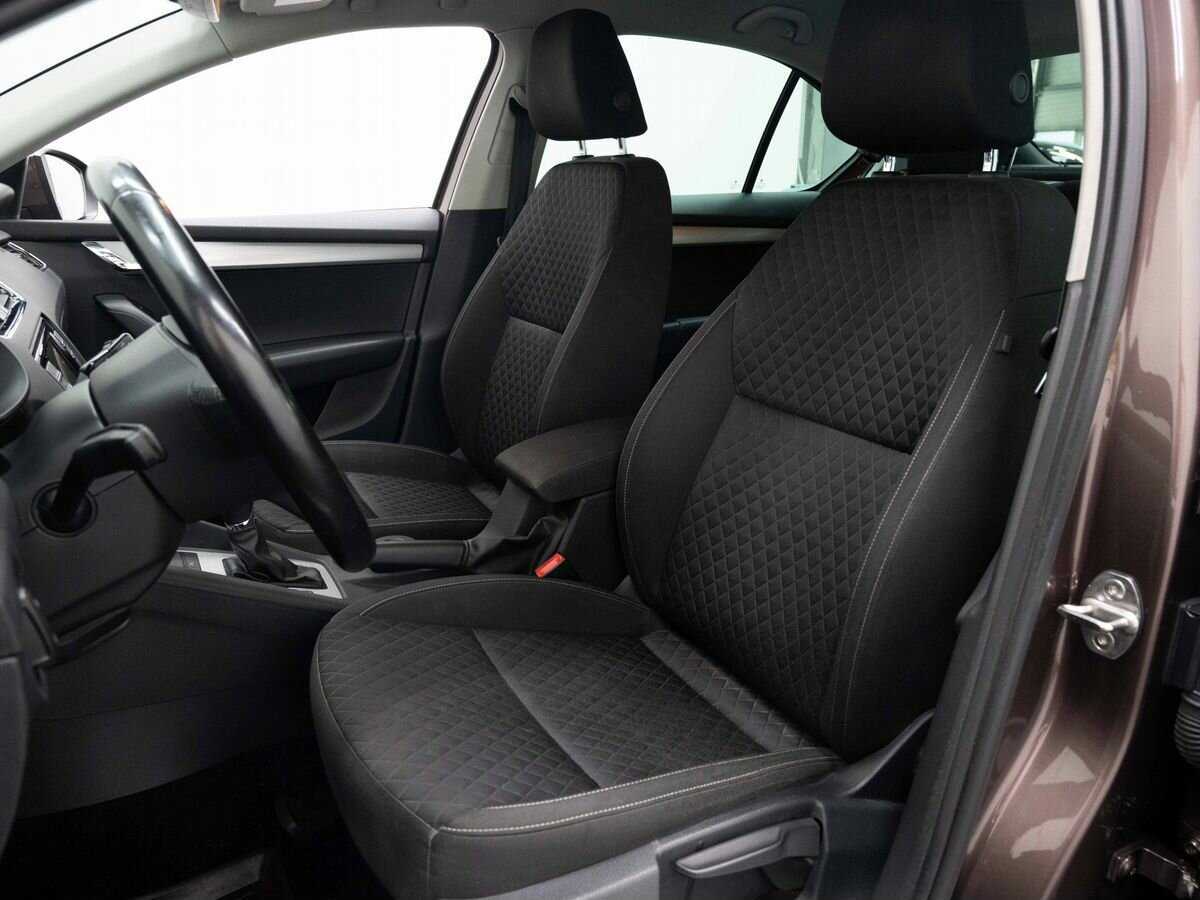 Skoda Octavia с пробегом — 2016 год. Фото: #9