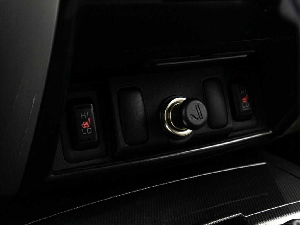 Mitsubishi Pajero Sport с пробегом — 2014 год. Фото: #16