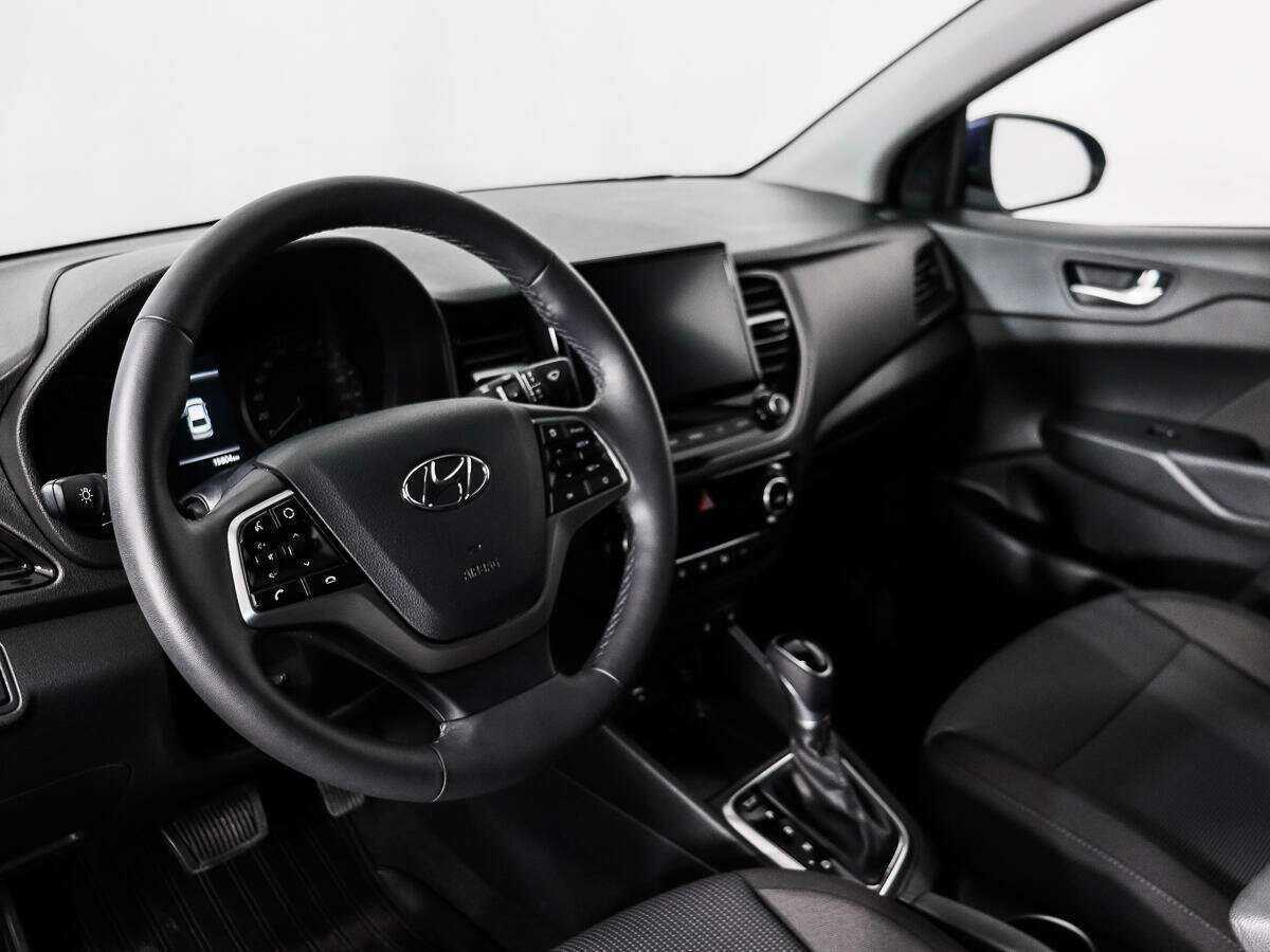 Hyundai Solaris с пробегом — 2022 год. Фото: #8