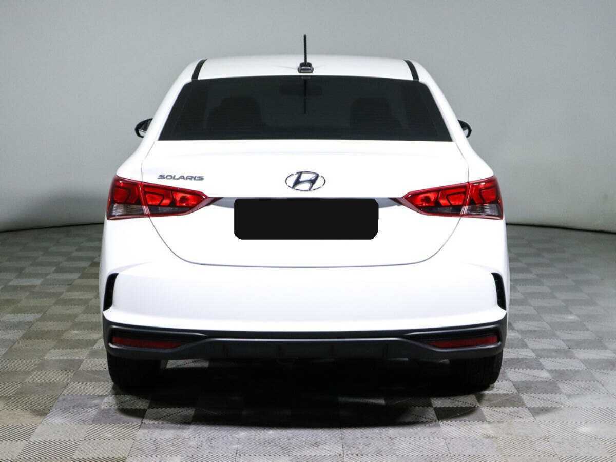 Hyundai Solaris с пробегом — 2022 год. Фото: #4