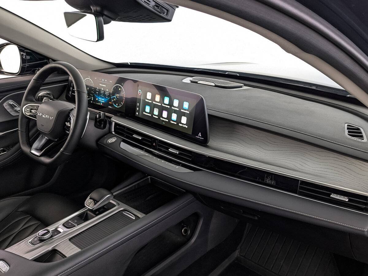 Chery Arrizo 8 с пробегом — 2023 год. Фото: #12