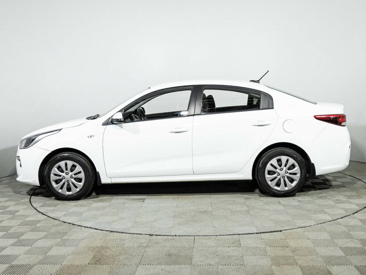 Kia Rio с пробегом — 2018 год. Фото: #7