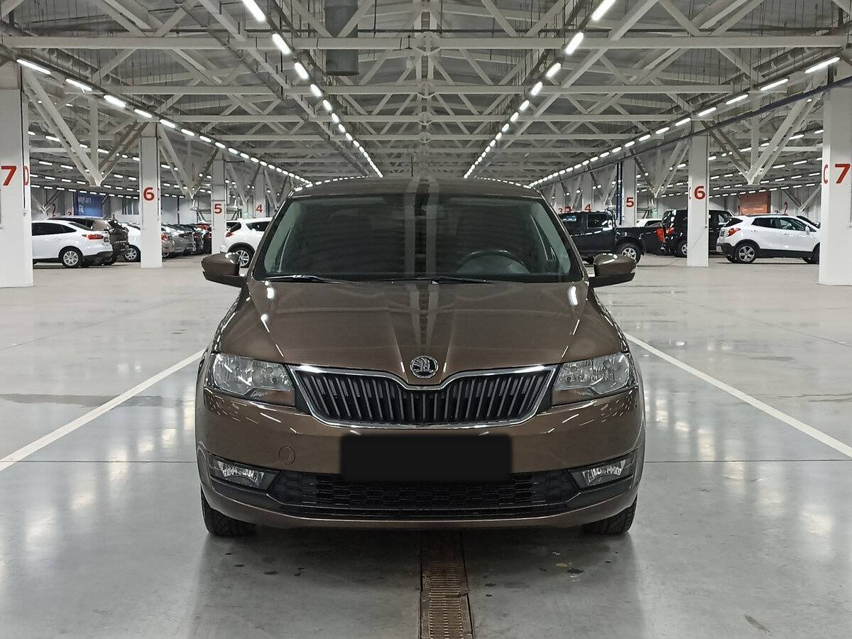 Skoda Rapid с пробегом — 2019 год. Фото: #1