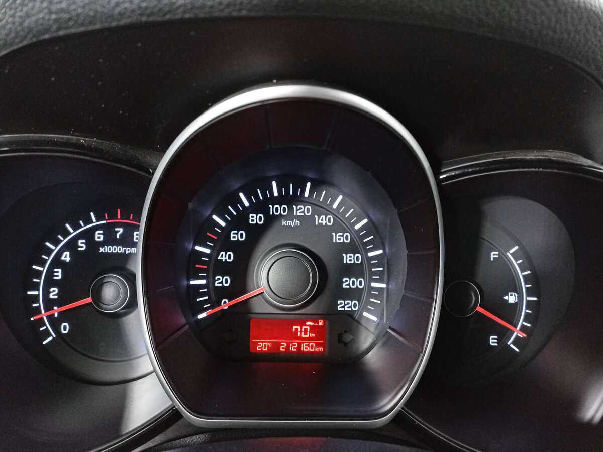 Kia Rio с пробегом — 2016 год. Фото: #9