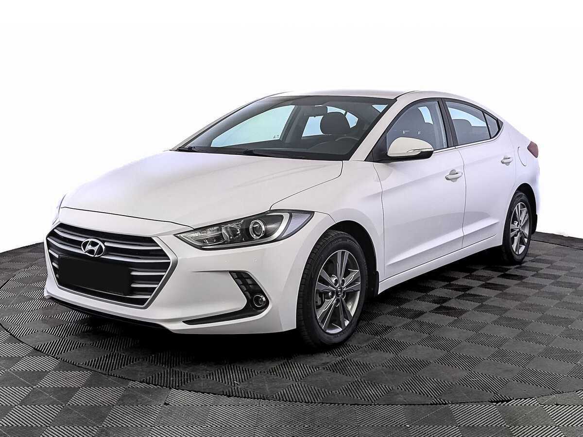Hyundai Elantra с пробегом — 2018 год. Посмотреть фото