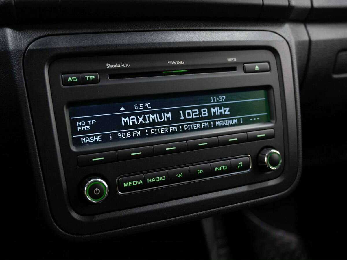 Skoda Fabia с пробегом — 2012 год. Фото: #17