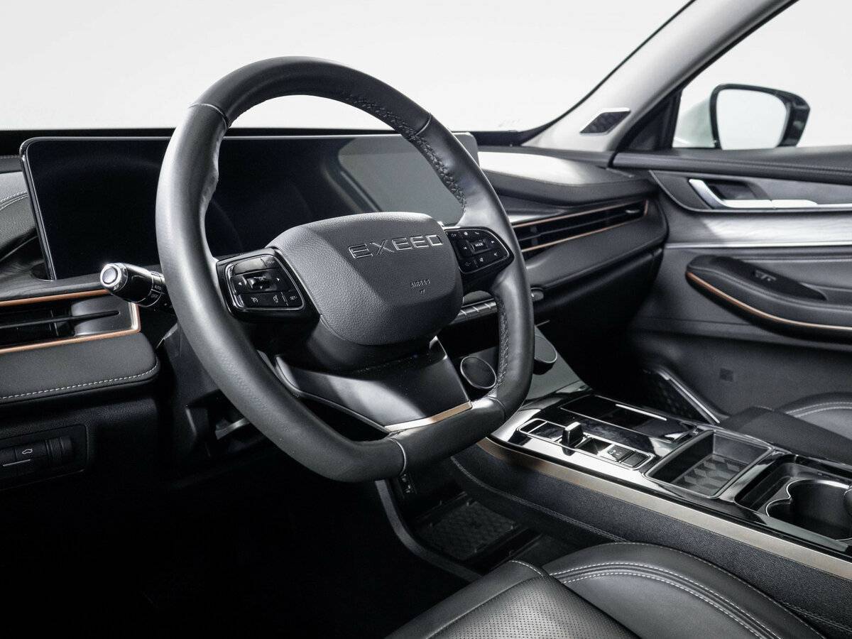 EXEED LX с пробегом — 2023 год. Фото: #13
