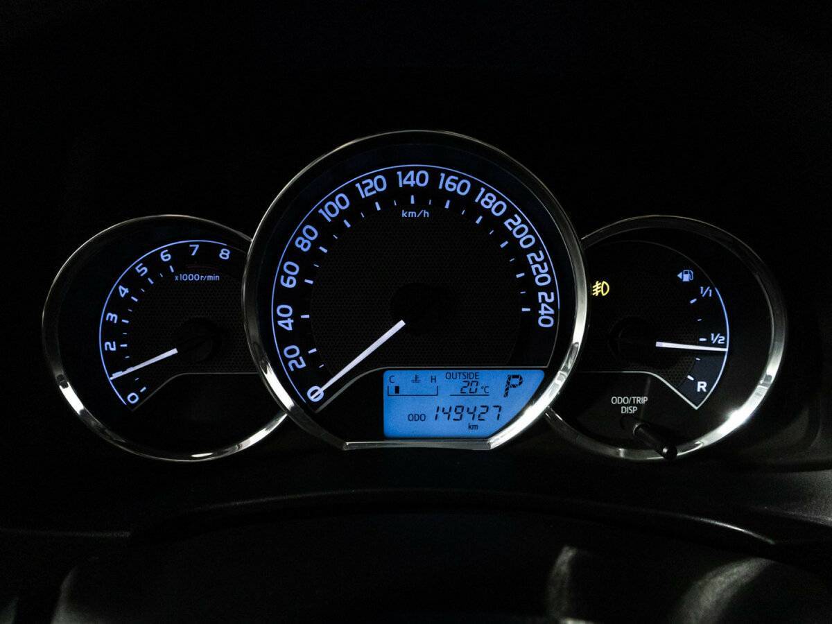 Toyota Corolla с пробегом — 2013 год. Фото: #11