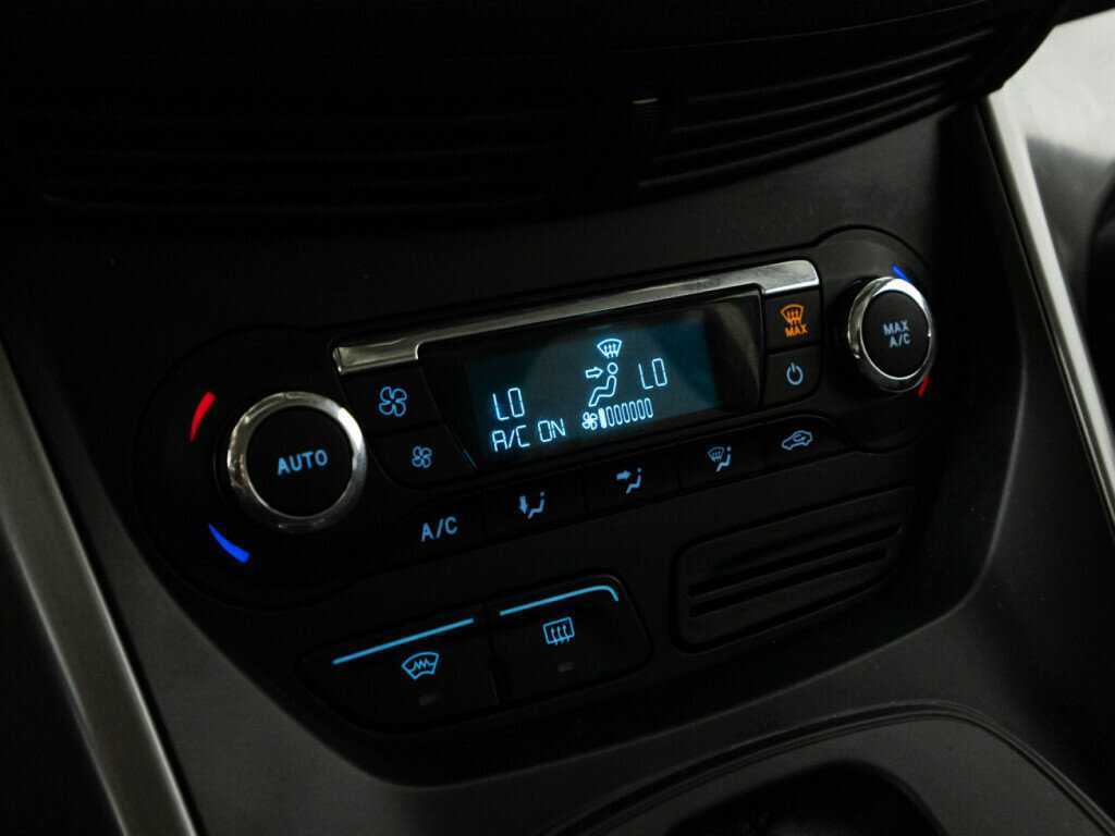 Ford Kuga с пробегом — 2016 год. Фото: #14