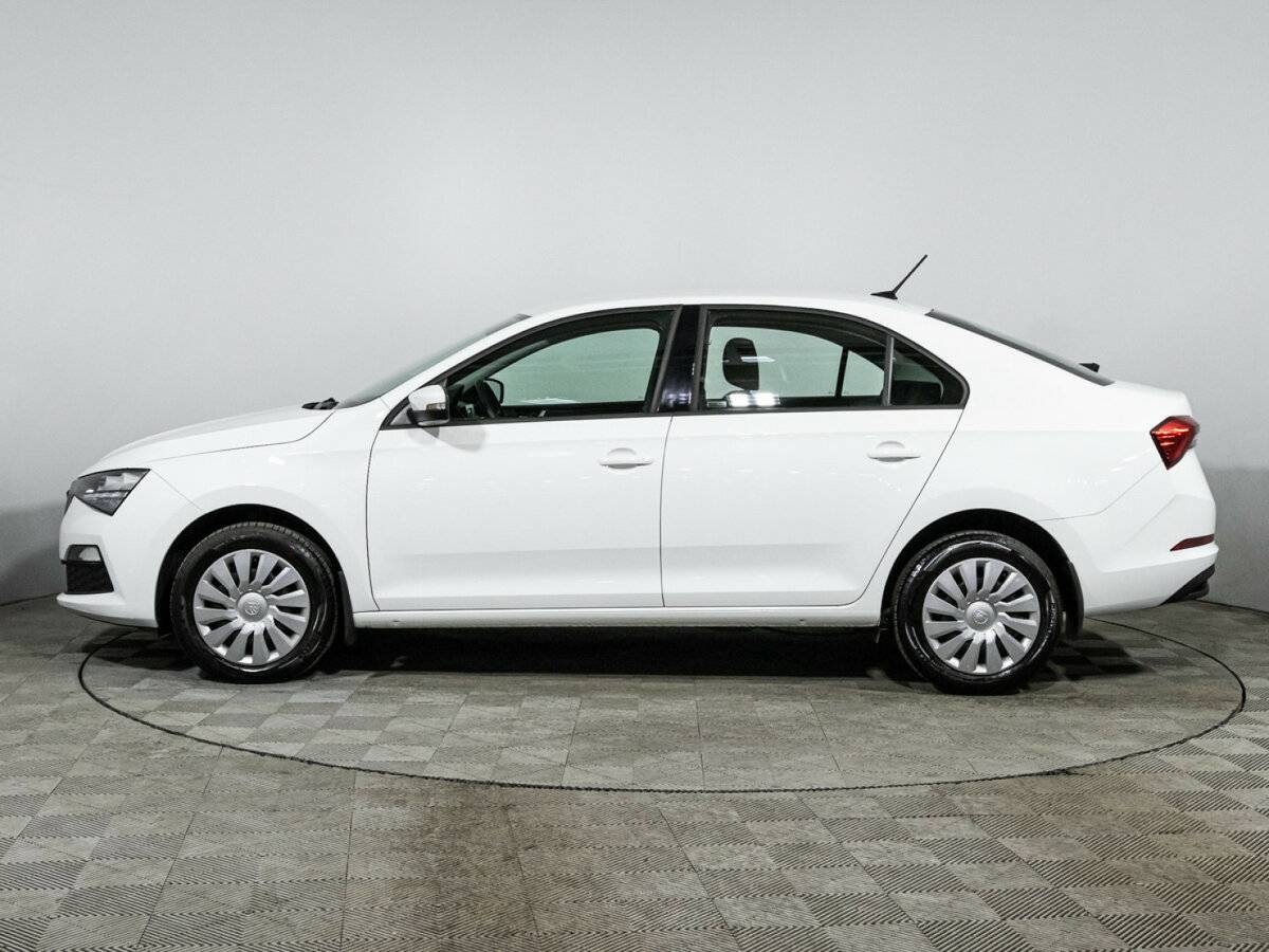 Skoda Rapid с пробегом — 2022 год. Фото: #7