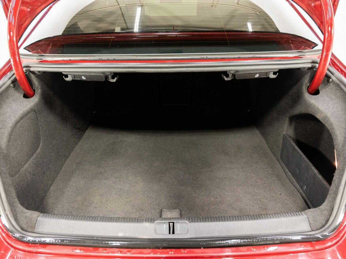 Volkswagen Passat CC с пробегом — 2014 год. Фото: #24