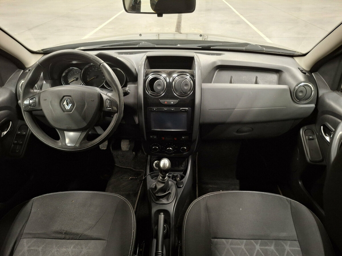 Renault Duster с пробегом — 2016 год. Фото: #13
