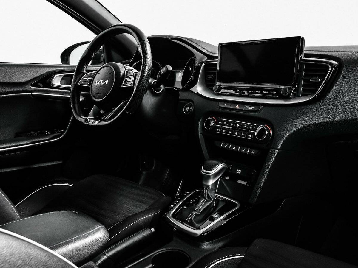 Kia Ceed с пробегом — 2021 год. Фото: #8