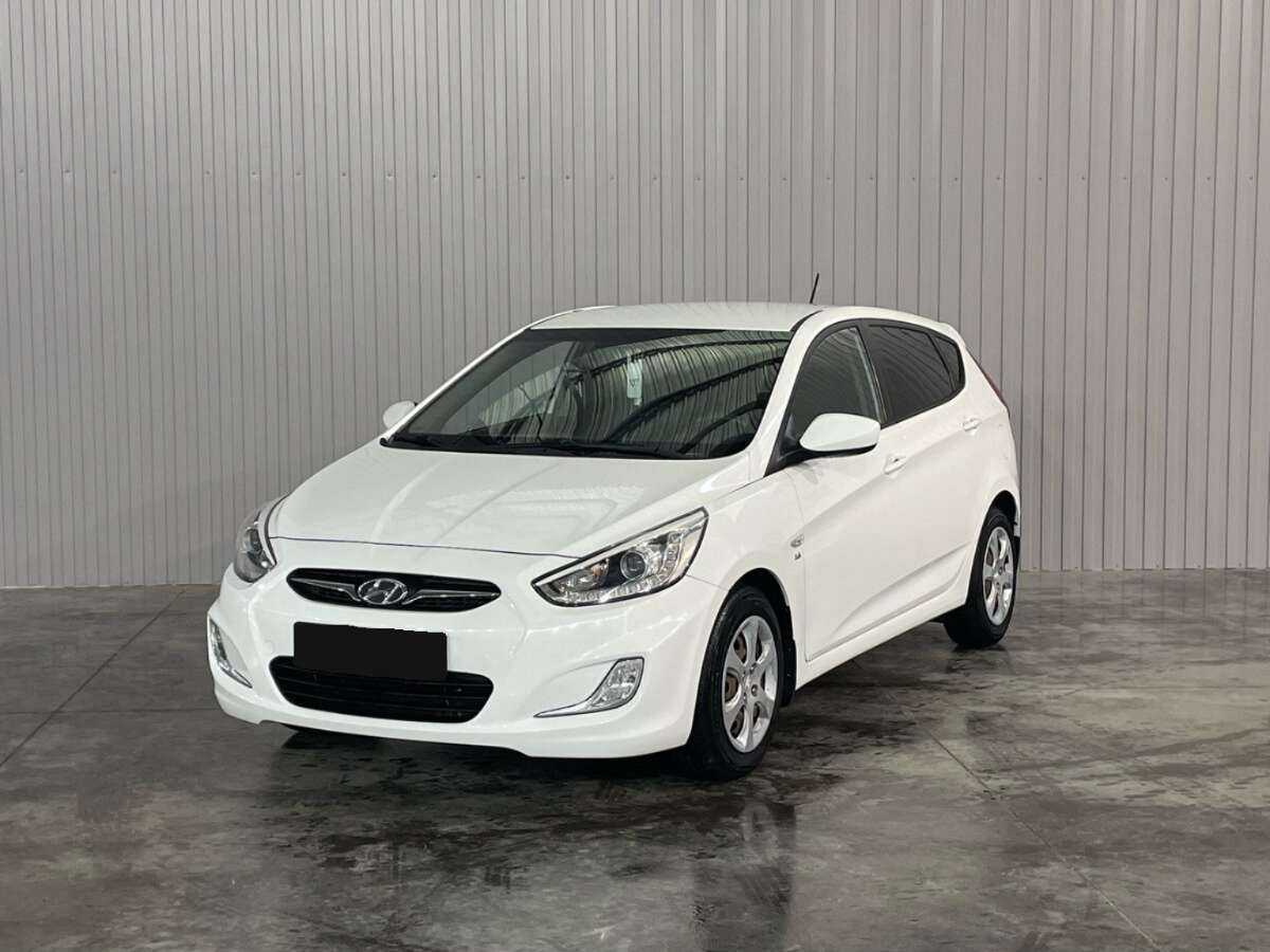 Hyundai Solaris с пробегом — 2014 год. Посмотреть фото