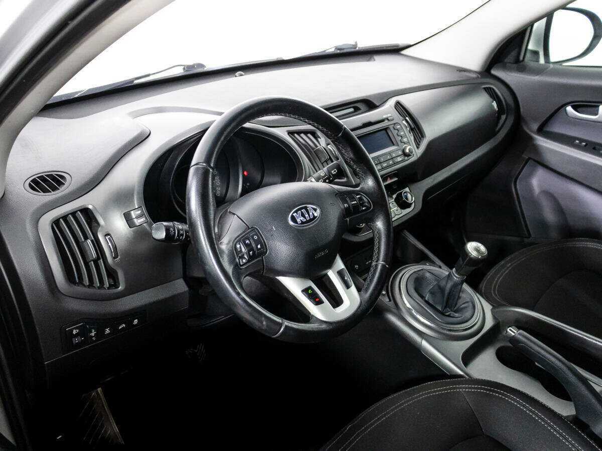 Kia Sportage с пробегом — 2013 год. Фото: #10