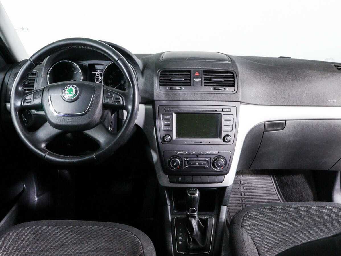 Skoda Yeti с пробегом — 2013 год. Фото: #11