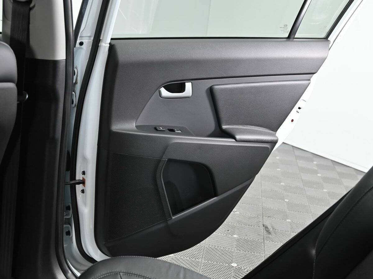 Kia Sportage с пробегом — 2012 год. Фото: #14