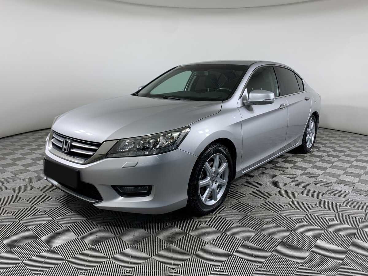 Honda Accord с пробегом — 2013 год. Посмотреть фото