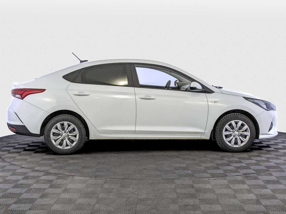 Hyundai Solaris с пробегом — 2020 год. Фото: #3